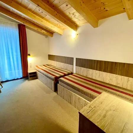 Konukevi Alta Vista 3*